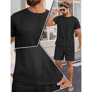 Conjunto de ropa deportiva transpirable de dos piezas para hombre, camiseta de verano y pantalones cortos para ejercicio en interiores/exteriores - Product Image 4