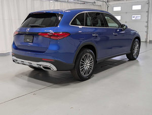 Excelente Rendimiento en Carretera, Mercedes-Benz GLC 300 AWD 4MATIC SUV 2026, Automático, Turbo, Volante a la Izquierda, Interior Claro - Product Image 3