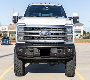 Ford F-350 Super Duty King Ranch Crew Cab 4x4 2024, Faros LED Blancos, Transmisión Automática, Neumáticos R20, Asientos de Cuero - Product Image 1