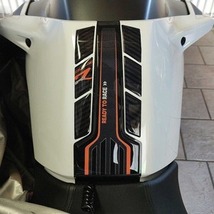 Adesivo Protettivo 3D in Gel Resina Personalizzato per Serbatoio Moto Compatibile con KTM 890 DUKE R Naked - Product Image 3