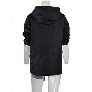 Veste de pluie pour hommes de la meilleure qualité pour les sports d'extérieur Design décontracté résistant au vent Prix d'usine - Product Image 1