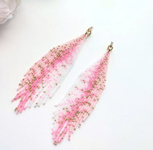 ต่างหูอัมเบร ไม้ตะเข็บอิฐคู่ และต่างหูลูกปัดขอบขอบพู่ - สีทอง - ยาว - Product Image 3