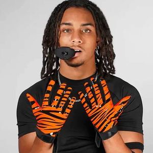 Gants de football américain en cuir de qualité supérieure Gants de sport professionnels antidérapants coupe-vent Conception de logo personnalisé pour joueurs adultes - Product Image 4