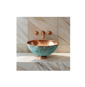 Lavabo Redondo de Cobre Martillado de Primera Calidad con Diseño Moderno, Duradero y para Instalación en Fregaderos de Estilo Rústico que Ofrece Elegancia Artesanal - Product Image 1