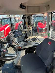 Cargadora de Ruedas con Motor Diésel Massey Ferguson 2024 con Motor Renault y Bomba Hidráulica Hansa - Alta Eficiencia, Garantía de 2 Años - Product Image 5