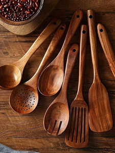 Ensemble de 10 pièces en bois naturel Ustensiles de cuisine antiadhésifs Spatules en teck Ustensiles de cuisine en bois Cuillères en bois par glowin fashion - Product Image 3