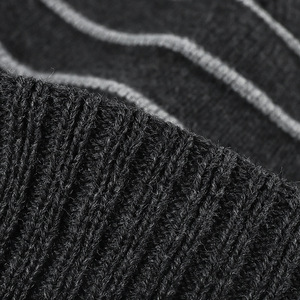 Premium Quality Men Cuffed <b>Beanie</b> Latest Style Affordable Rate jacquard Lightweight Men Cuffed <b>Beanie</b> With Custom Logo/Colors - Product Image 2