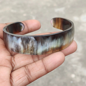 Brazaletes de Cuerno de Búfalo Natural, Joyería Artesanal de Cuerno de Búfalo - Product Image 1