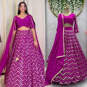 Ensemble Georgette Lehenga Choli de luxe au design unique pour réceptions, fiançailles et événements spéciaux au meilleur prix - Product Image 2