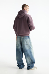 Sweat à capuche violet surdimensionné unisexe Pull en polaire lourd Streetwear Sweat d'hiver brodé avec logo personnalisé et épaules tombantes - Product Image 4