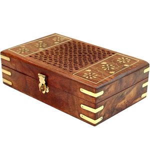Caja de Regalo de Madera Artesanal Saniya con Incrustaciones de Latón, Trabajo Jaali, Decoración Tradicional, Capacidad Personalizada para Almacenamiento de Joyas - Product Image 4