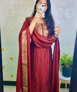 BOLLYWOOD VICHITRA JACQUARD LACE BORDER TRABAJO TOP BOTTOM DUPATTA OFFICE WEAR PRECIO AL POR MAYOR ROPA ÉTNICA - Product Image 5