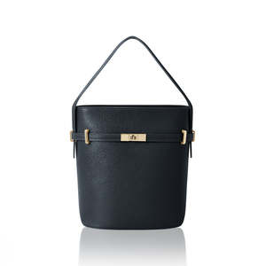 Bolso de Hombro Alto de Cuero Estructurado Hecho a Mano en Italia con Detalle de Cinturón-PM635 - Product Image 1