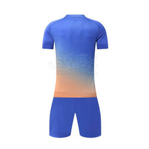 Uniforme de Fútbol para Hombre al Por Mayor, en Existencia, con Logotipo Personalizado, Diseña Tu Propio Uniforme de Fútbol - Product Image 2