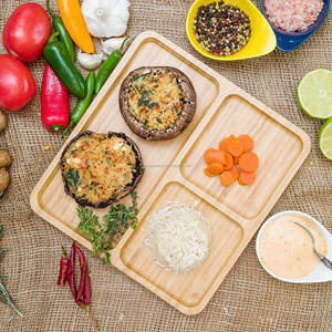 Assiette de service en bambou à 3 compartiments - Product Image 1