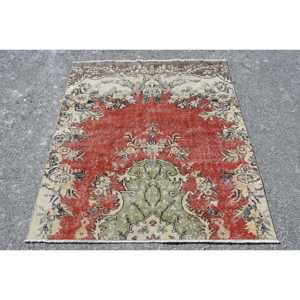 Tapis d'appoint vintage 4,5x5,1 pi (138x156 cm), tapis turc rouge patchwork - Product Image 1