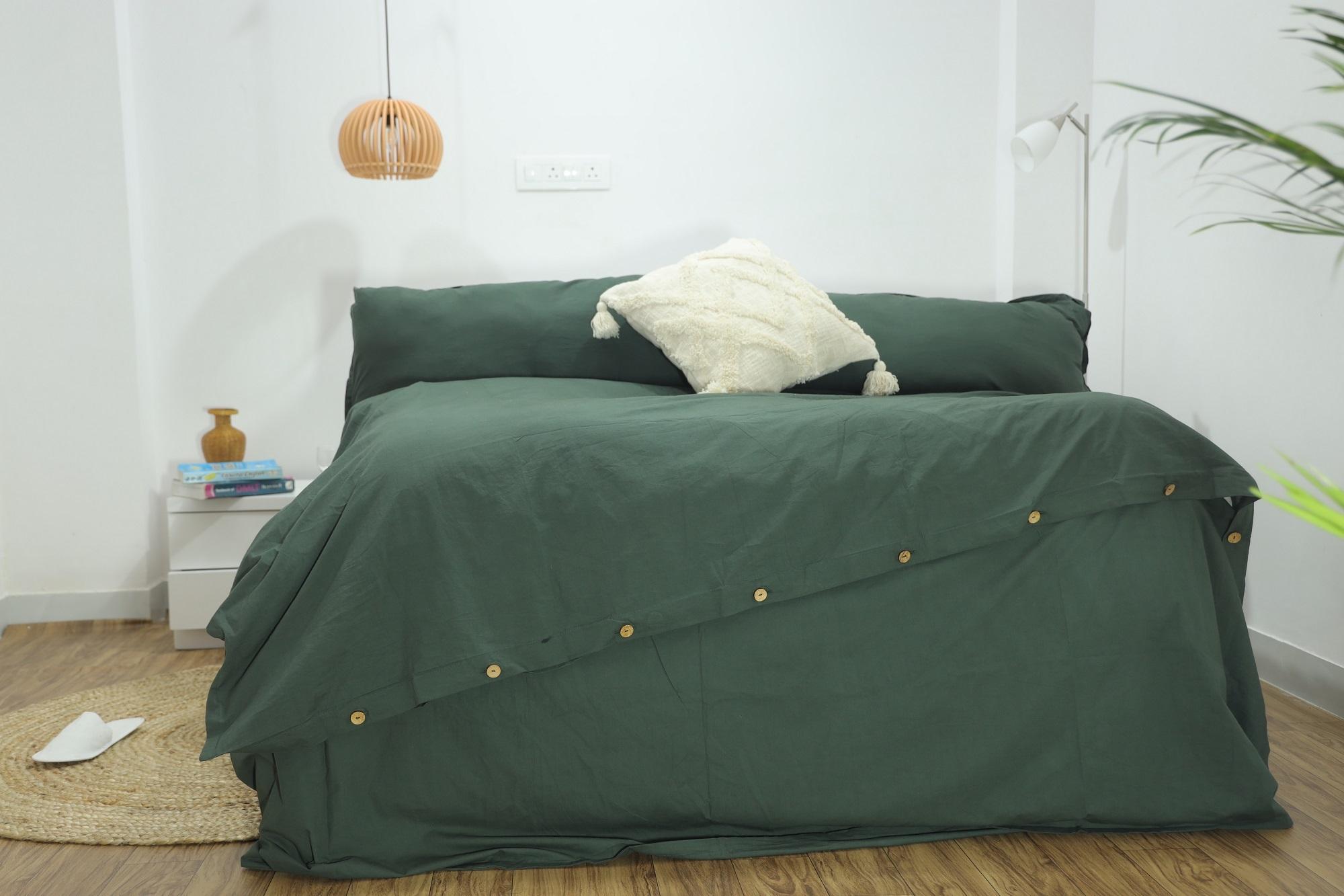 สีเขียวป่า