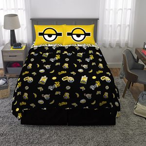 Bộ đồ giường cotton Minions 100% với các bản in toàn bộ thú vị trên nền đen. Quần áo ngủ cotton vui nhộn và tinh nghịch. - Product Image 5