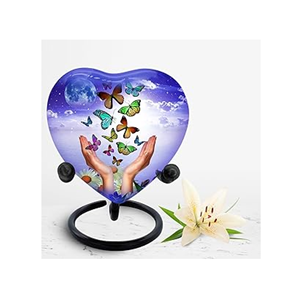 Urnas de Cremación Azules con Forma de Corazón y Diseño de Mariposa de la Más Alta Calidad al por Mayor, Forma Personalizada, Tamaño Regular para Vendedores - Product Image 1