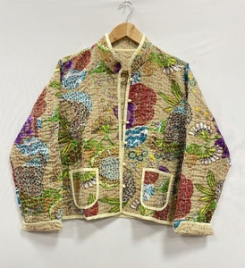 Chaqueta de algodón Kantha, Abrigo acolchado hecho a mano indio, ropa de mujer, chaqueta Kantha, Chaqueta corta Reversible, chaqueta de invierno y otoño, abrigo bohemio - Product Image 3