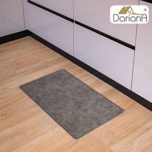 Tapis de sol rectangulaire uni gris DarianA, antidérapant, avec dos en caoutchouc, polyester, usage domestique moderne, 45x75 cm - Product Image 4