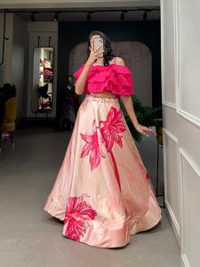 DERNIÈRE CONCEPTEUR SATIN TAPETA SOIE NUMÉRIQUE FLEUR IMPRIMÉE LEHENGA CHOLI - Product Image 4