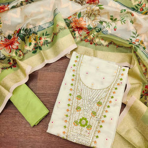 Dhwaja Export - Conjunto de Mujer en Modal Chandari Meena Jaqarad con Bordado en el Cuello (2.10m), Parte Inferior de Seda Santon (2.20m) y Dupatta de Organza - Product Image 1