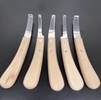 Pour couteau à sabot à boucle de lame suisse pour chevaux vache chèvre cochon avec manche en bois outil de bétail vétérinaire pour la course J2 acier inoxydable