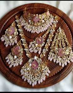 Estilo elegante Chapado en oro alto Ropa de fiesta Kundan Joyería Kundan Collar corto Estilo Chapado en oro Moda para mujer Boda - Product Image 6