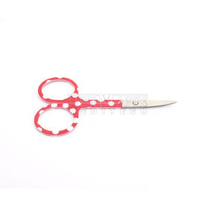 Ciseaux à cuticules ergonomiques HERMANN MEDITECH, en acier inoxydable, outil de soin des ongles, léger, écologique, pour usage en salon, sûr - Product Image 6