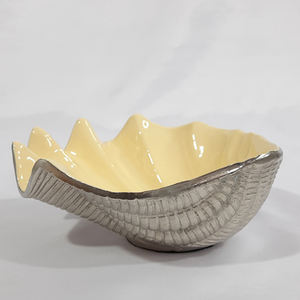 Bol décoratif plaqué or Base Forme ronde Conception Aluminium Bois Matériau Évider Bol japonais en céramique à la mode - Product Image 4