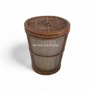 Panier à linge en rotin naturel avec texture tissée artisanale pour la chambre à coucher, la salle de bain et le salon - Product Image 2