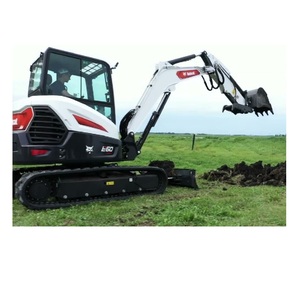 Mini-excavatrice Bobcat E60 fiable à vendre à prix avantageux, d'occasion, hydraulique, sur chenilles, prête à l'emploi, livraison possible. - Product Image 5