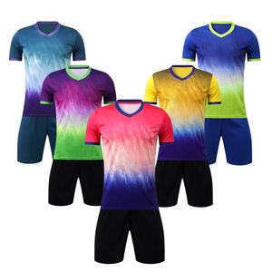 Vêtements de sport d'entraînement sublimés de meilleure qualité Maillot de football de dernière conception Chemises de football Vêtements uniformes personnalisés - Product Image 1