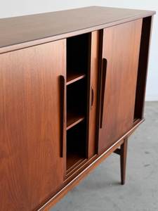Buffet rétro en bois massif couleur noyer, console de rangement pour salon et salle à manger - Product Image 5