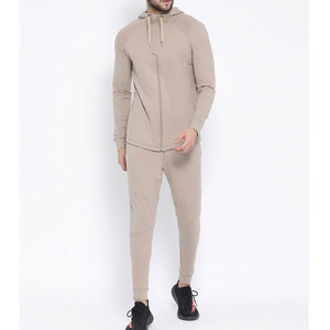 Nouveau survêtement pour homme tendance, léger, pas cher, en polyester, vente en gros, survêtement décontracté pour homme - Product Image 1