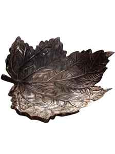 VISHAL HANDICRAFT - Bandejas Metálicas Modernas de Diseño, Platos para Servir de Forma Irregular, Decoración Ecológica y Duradera - Product Image 6