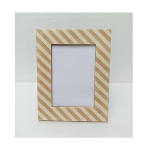 Marco de fotos de madera de bambú de mesa último diseño tamaño mediano Ideal para decoración del hogar Marco de exhibición de pie interior - Product Image 2