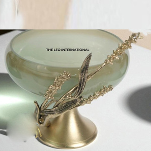Bol fantaisie en métal d'art le plus luxueux au design unique Support design tigre doré Pièce maîtresse Bol en verre japonais - Product Image 6