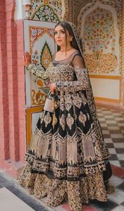 NEW--INDIAN/PAKISTANI ROBE DE MARIÉE LOURDE NOIRE ANARKALI & LEHENGA ornée de perles de verre de cristal, pierre, travail DABKA @ 2023 - Product Image 2