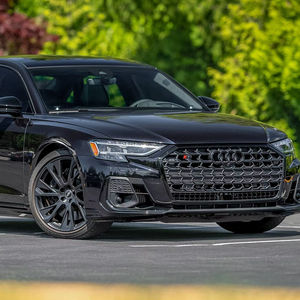 S8 2025, V8 Twin-Turbo de 563 hp, Tracción en las Cuatro Ruedas, Paquete Ejecutivo - Product Image 1