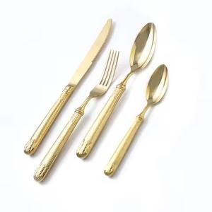 Ensemble de couverts en acier inoxydable rose gold avec une fabrication artisanale professionnelle pour les maisons et les hôtels - Product Image 5