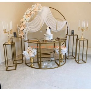 Diseño de tendencia Centro de mesa clásico metálico Artículos de mesa Fiesta de cumpleaños en casa Eventos Mesa decorativa Centro de mesa en la India - Product Image 3