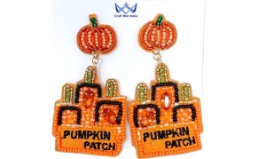 2025 últimos pendientes de gota de fantasma de calabaza con cuentas hechos a mano para mujer Halloween perla de imitación personalizada oreja de moda personalizada - Product Image 5