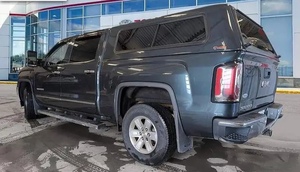 GMC Sierra 1500 SLT 4WD 2018, conduite à gauche, intérieur foncé, sièges en cuir, pneus R18, vente flash - Product Image 6