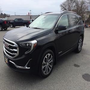 ¡Oferta Imperdible! SUV de lujo negro automático con tracción en las cuatro ruedas, súper limpio, modelo 2020 G-MC Terrain SL 1.5L 4. - Product Image 1