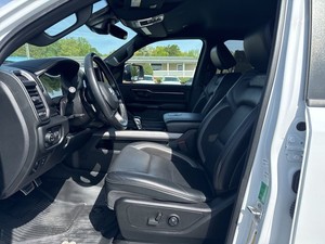 รถแรม 1500 สปอร์ต ปี 2022 สภาพดีเยี่ยม เกียร์อัตโนมัติ เครื่องยนต์ V8 - Product Image 2