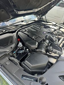 BMW M5 2020 Usado en Excelentes Condiciones, Motor V8 Twin-Turbo de 600 hp, Color Gris Metálico Singapur, Tracción en las Cuatro Ruedas - Product Image 6