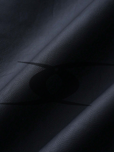 Blouson aviateur universitaire Boxy personnalisé pour hommes Vestes Letterman d'hiver en laine avec logo de style de rue Manches en faux cuir avec bouton en mouton - Product Image 6