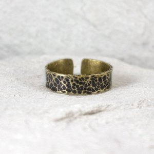 2027 Wyoming Christian Jewelry Design Half Round Oxidized Flat Brass Stone <b>Finger</b> <b>ring</b> for women Hammered Handmade Quarter <b>Ring</b> - Product Image 4